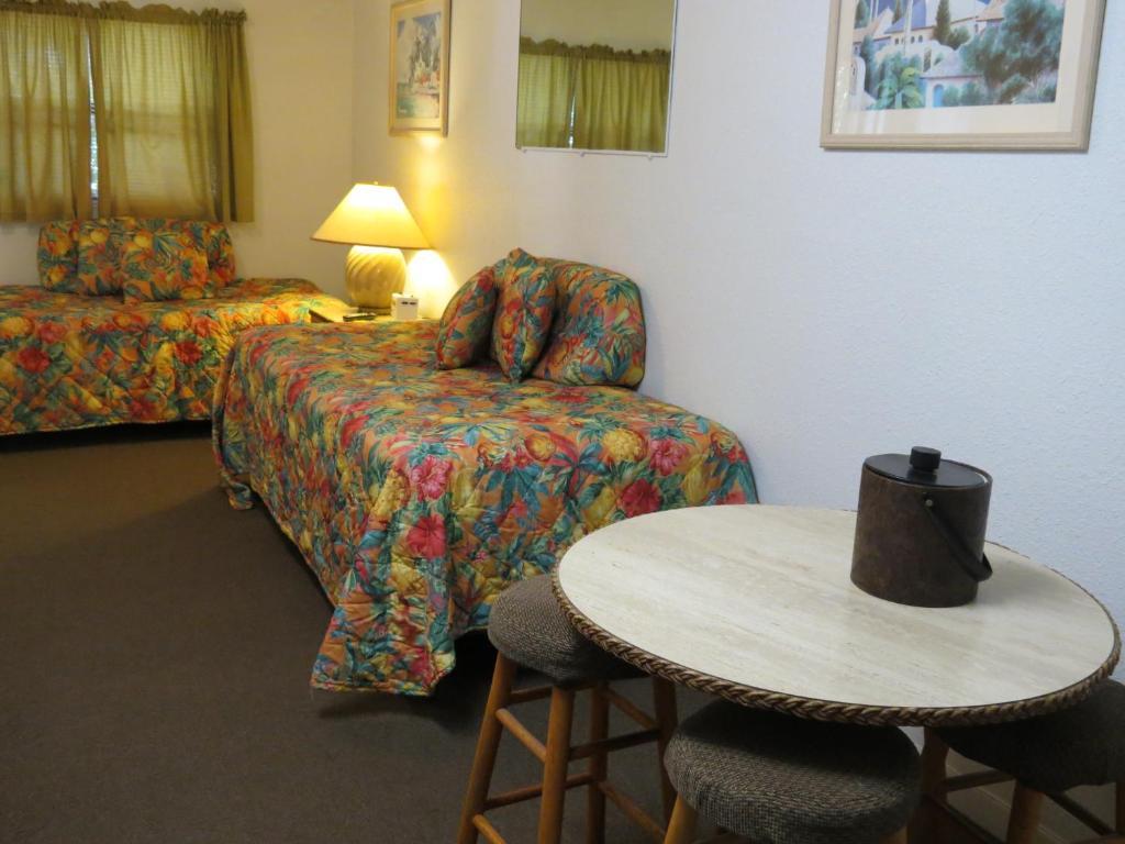 Ed & Ellen'S Lodgings Key Largo Motel Exterior foto